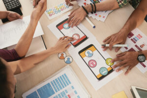 5 Ways Custom Mobile App Development Helps Small Businesses Compete and Grow